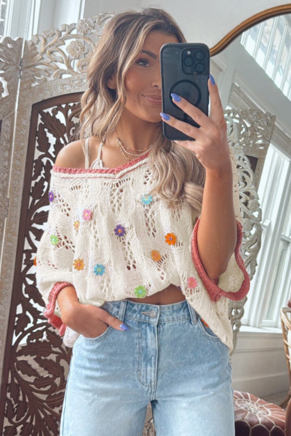 Delicacy Flowers Colorblock Edge Hollow Crochet Knit Top