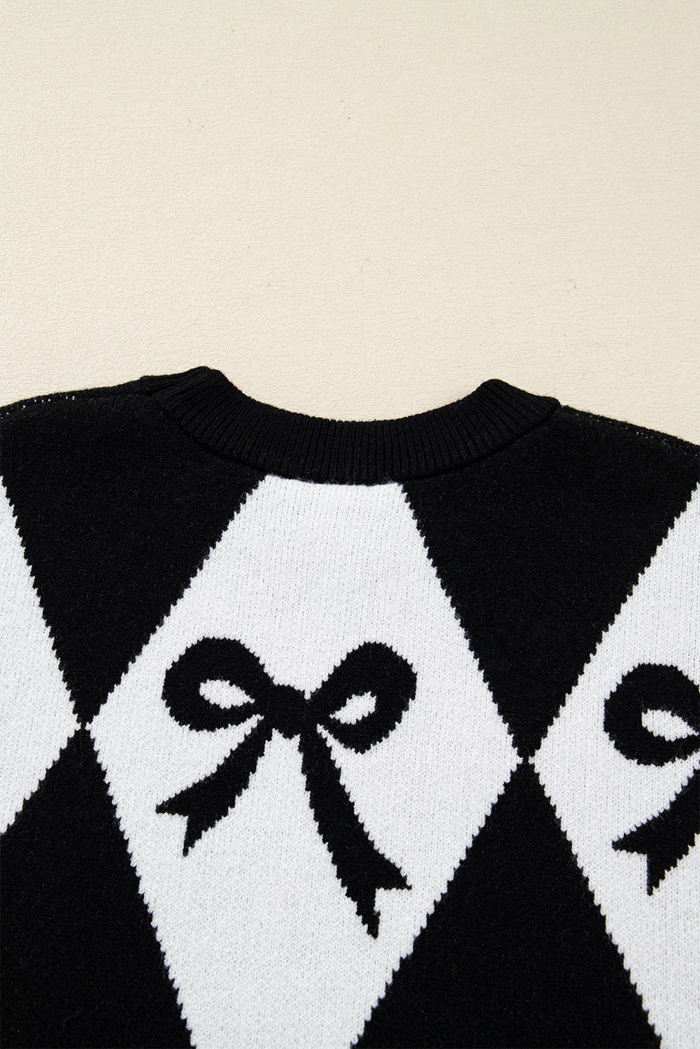 Black Bow Pattern 2-tone Rhombus Knit Loose Sweater